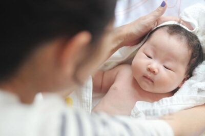 10 dấu hiệu bất thường nguy hiểm ở trẻ sơ sinh | Wikimom